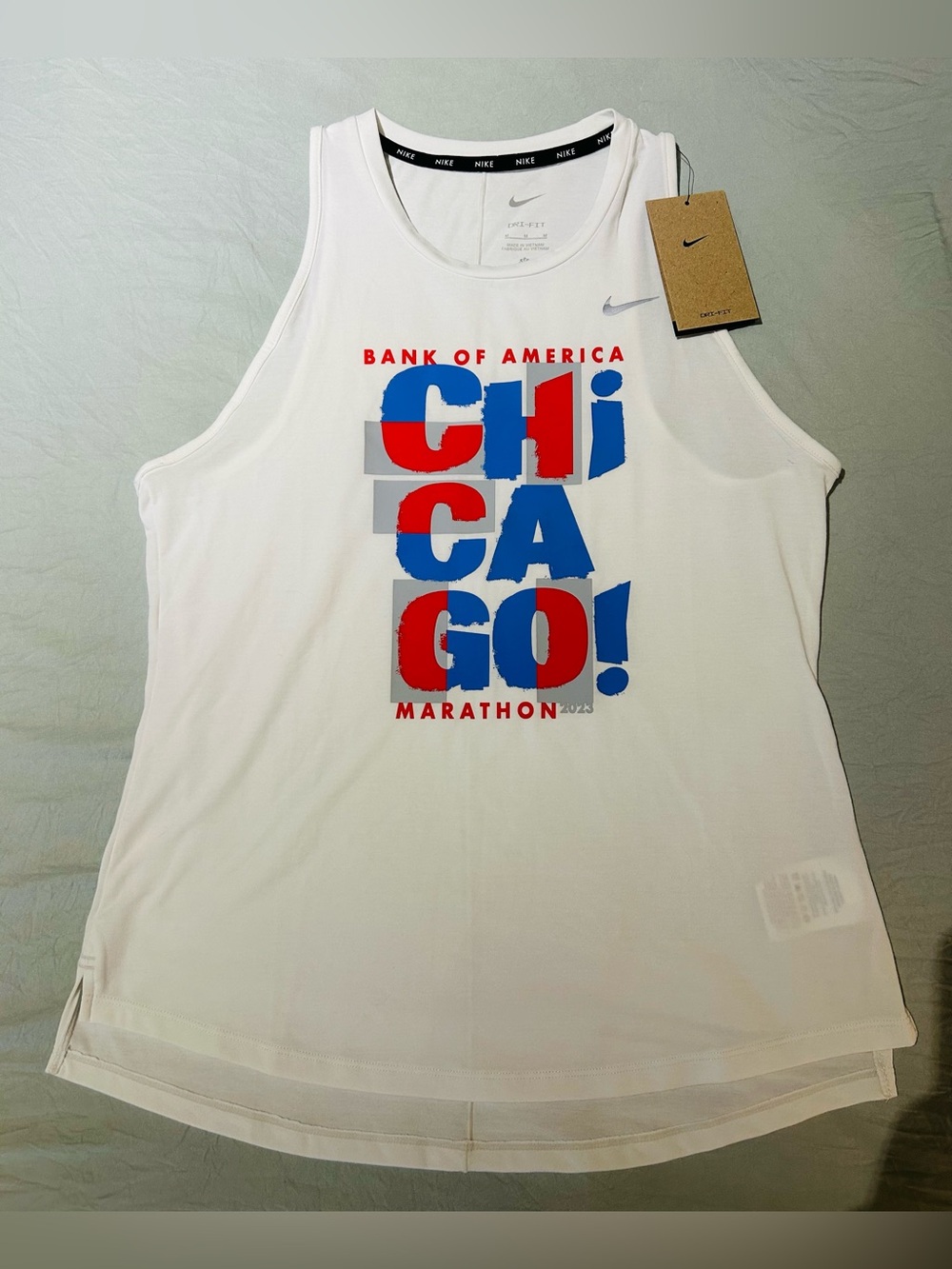 NWT Nike Chicago Marathon (2023) Tank Top - Women’s M